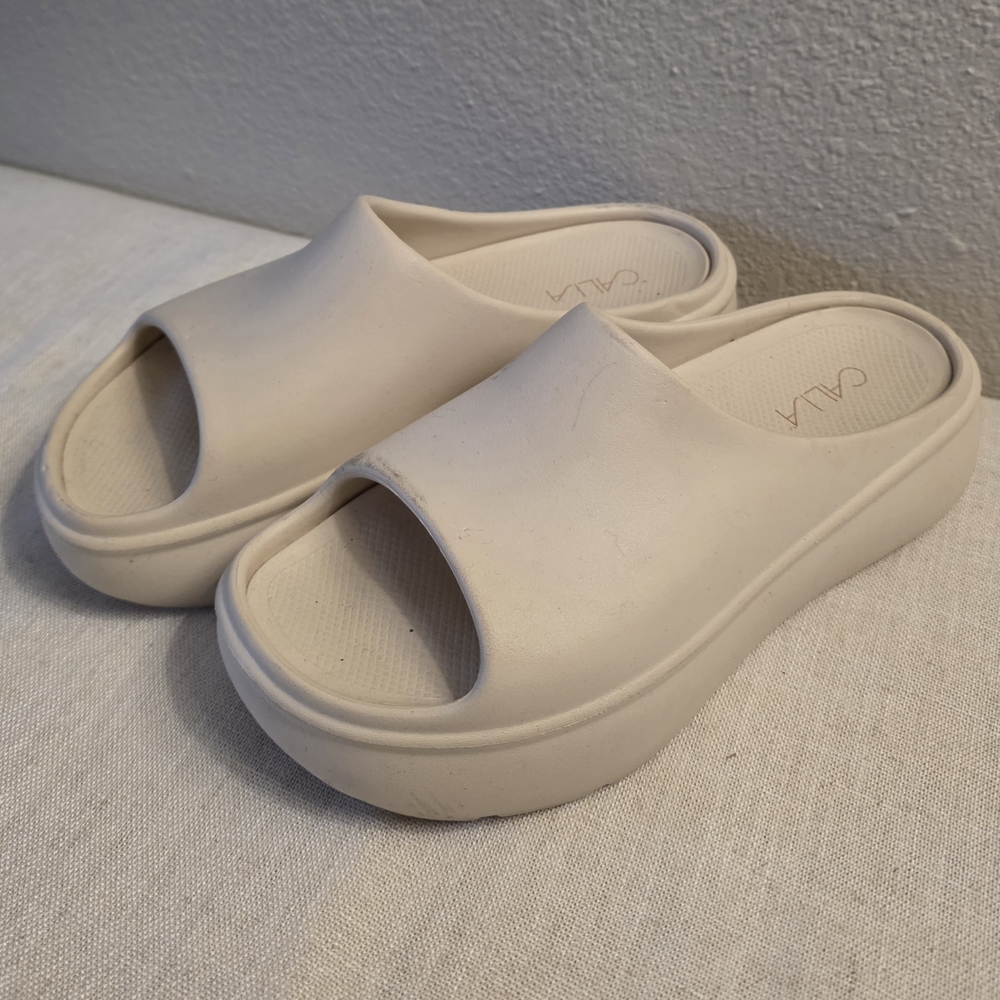 CALA Cream Platform Slide Mules with Cushioned Sole